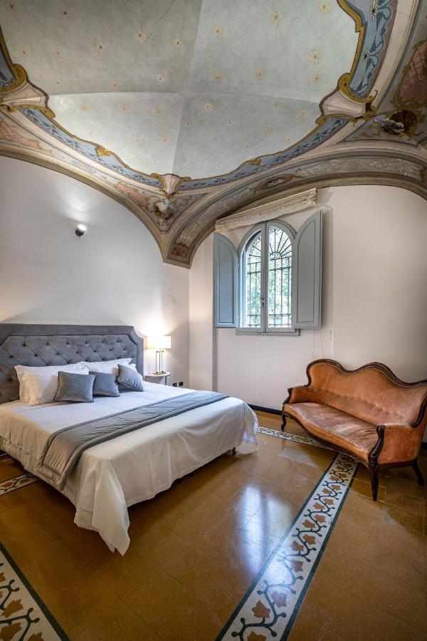 Yid Five Luxury Suites Apt With Secret Garden Apartamento *