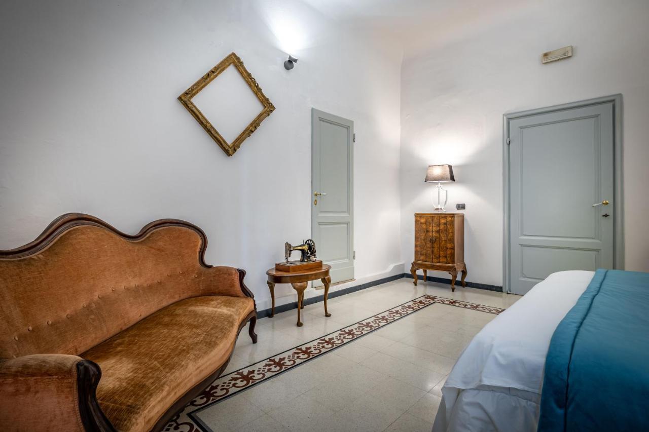 Yid Five Luxury Suites Apt With Secret Garden Apartamento
