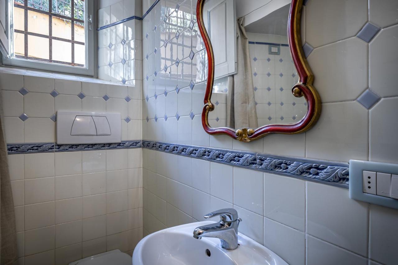 Yid Five Luxury Suites Apt With Secret Garden Apartamento Florencia